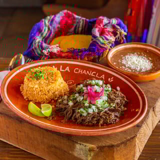 Dinner Combo Plate with 2 Guisados
