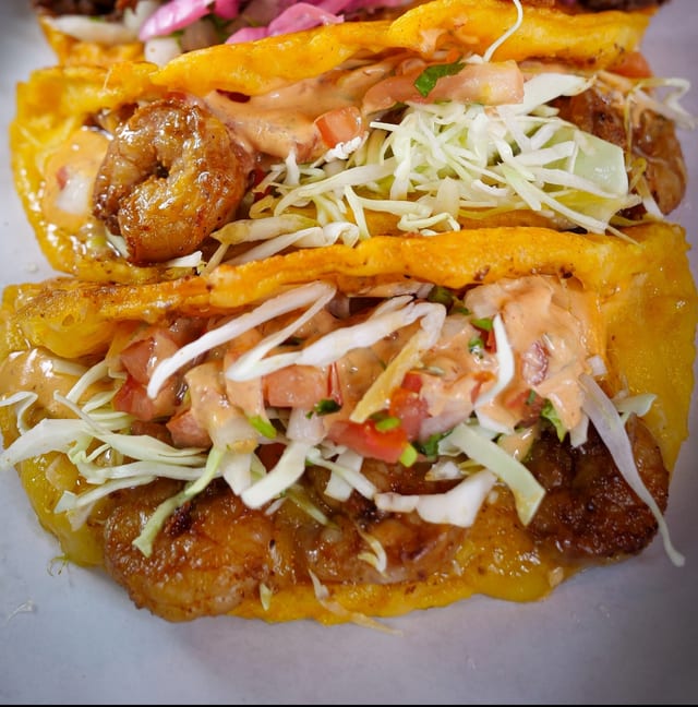 3 Tacos Gobernador.